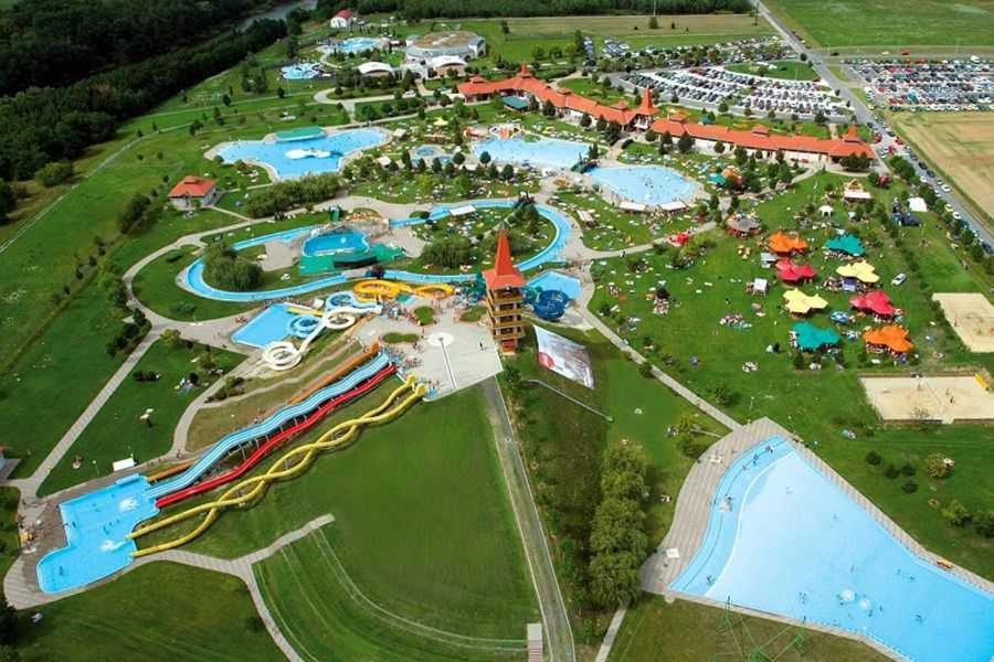 Lilla Vendeglakas Zalaegerszeg Sziveben公寓 外观 照片